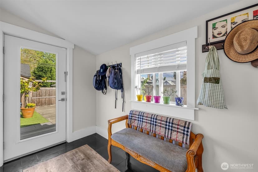 Property photo for 815 N Fife Street, Tacoma photo 14