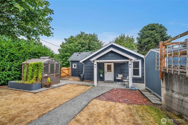 Property photo for 3602 Wetmore Avenue, Everett photo 2