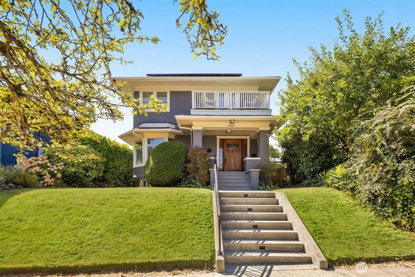 Property photo for 4549 Thackeray Place NE, Seattle