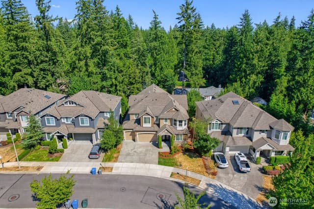 Property photo for 2122 215th Place SE, Sammamish photo 3