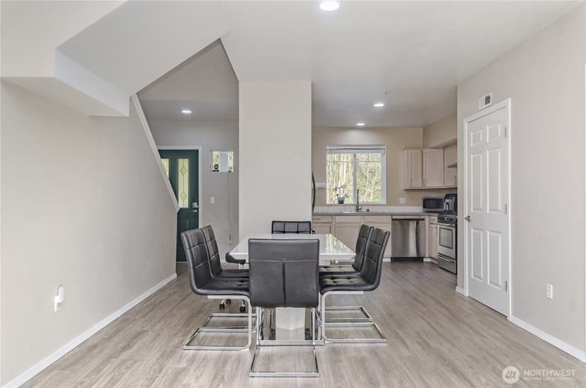 Property photo for 31900 104th Avenue SE #F203, Auburn photo 13