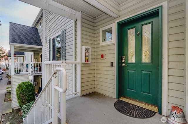 Property photo for 31900 104th Avenue SE #F203, Auburn photo 3