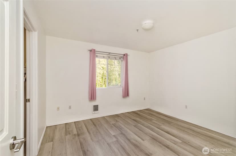 Property photo for 31900 104th Avenue SE #F203, Auburn photo 28