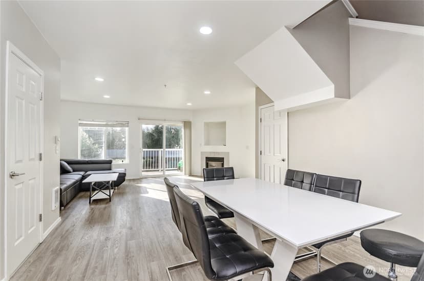 Property photo for 31900 104th Avenue SE #F203, Auburn photo 6