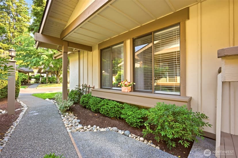 Property photo for 16014 Village Green Dr #D, Mill Creek photo 7