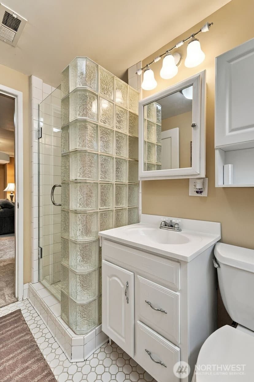 Property photo for 13045 Corliss Avenue N, Seattle photo 35
