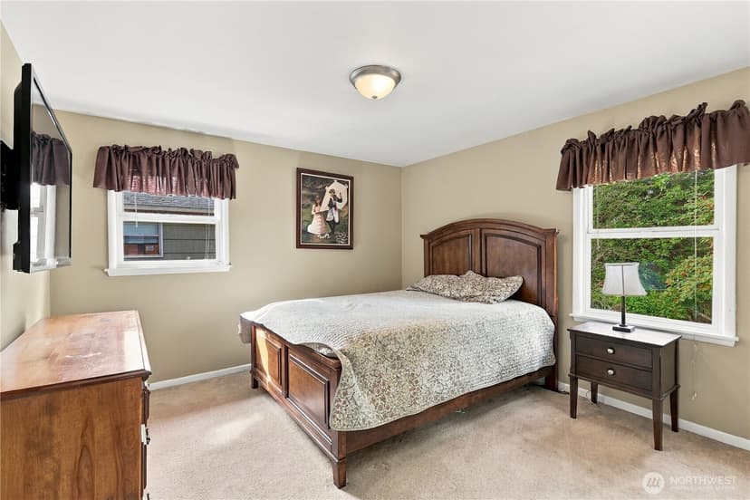 Property photo for 13045 Corliss Avenue N, Seattle photo 23