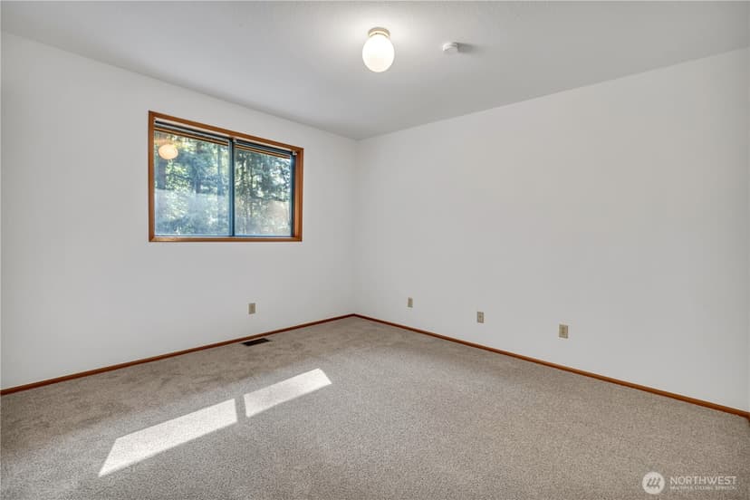 Property photo for 21331 236th Avenue SE, Maple Valley photo 16