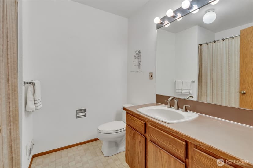 Property photo for 21331 236th Avenue SE, Maple Valley photo 17
