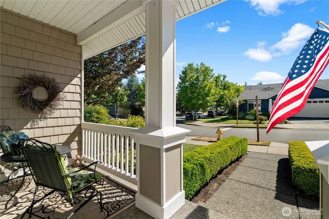 Property photo for 9329 Hebner Avenue SE, Snoqualmie photo 2