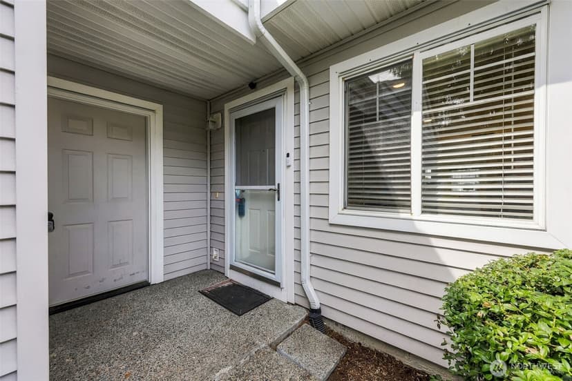 Property photo for 5508 S 236th Place #8-4, Kent photo 18