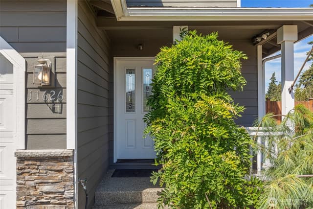 Property photo for 11626 50th Drive SE, Everett photo 2