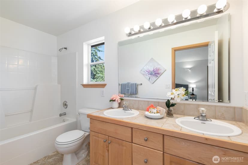 Property photo for 11626 50th Drive SE, Everett photo 19