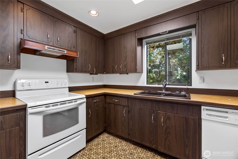 Property photo for 1204 Darben Place, Lynnwood photo 10