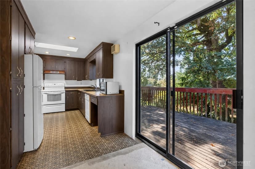 Property photo for 1204 Darben Place, Lynnwood photo 9