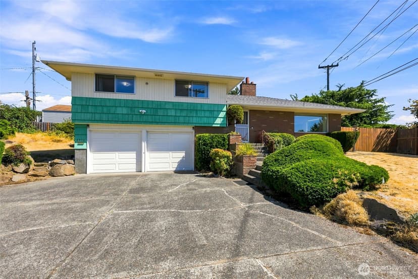 Property photo for 4910 19th Avenue S, Seattle