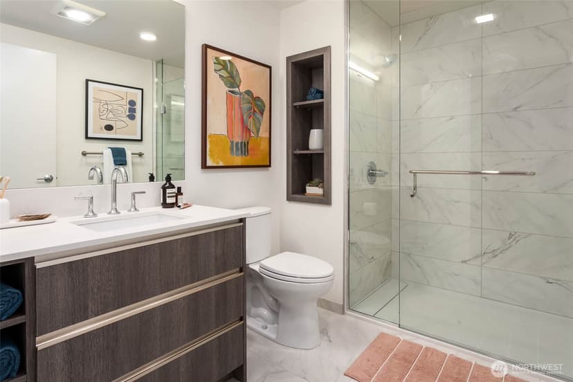 Property photo for 800 Columbia Street #1510, Seattle photo 11
