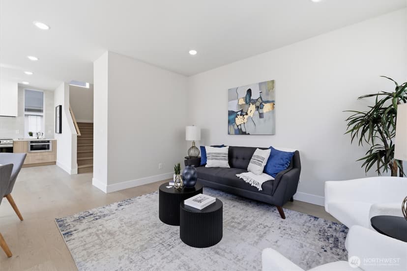 Property photo for 1407 29th Avenue, Seattle photo 3