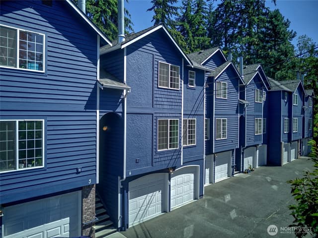 Property photo for 23317 Edmonds Way #4, Edmonds photo 2