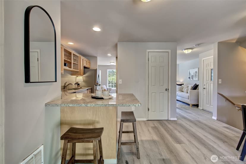 Property photo for 23317 Edmonds Way #4, Edmonds photo 17