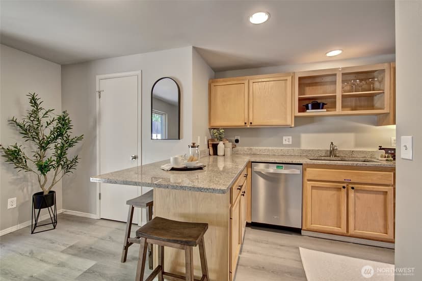 Property photo for 23317 Edmonds Way #4, Edmonds photo 15