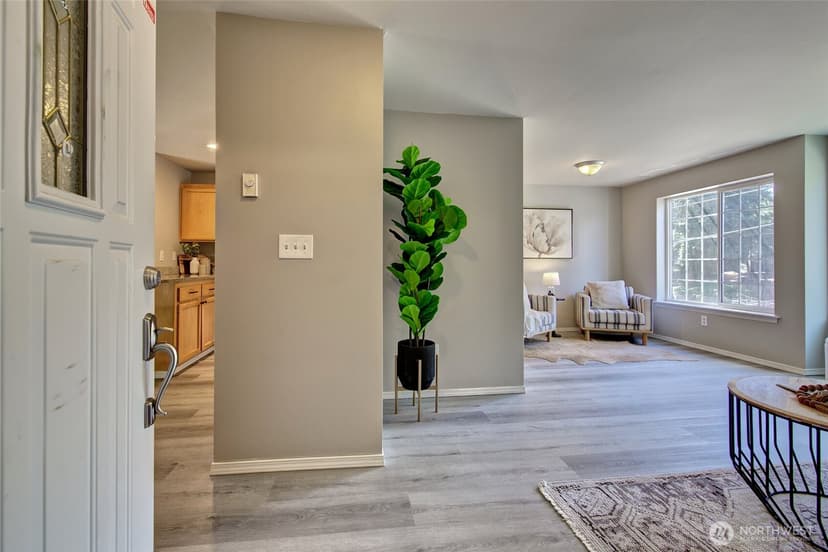 Property photo for 23317 Edmonds Way #4, Edmonds photo 3