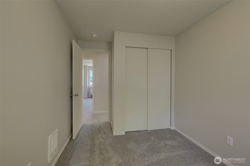 Property photo for 23317 Edmonds Way #4, Edmonds photo 23