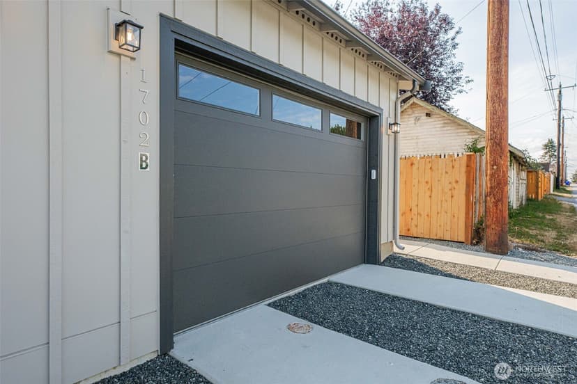 Property photo for 1702 Rainier Avenue #B, Everett photo 17