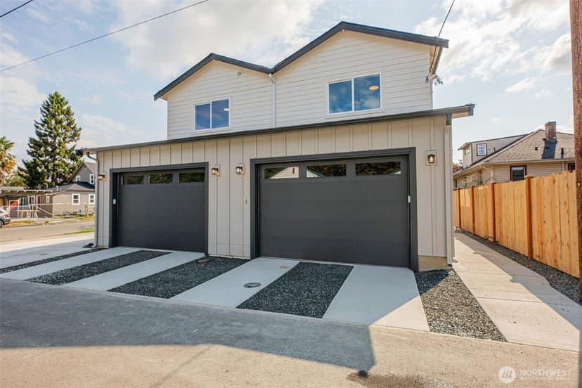 Property photo for 1702 Rainier Avenue #B, Everett photo 14
