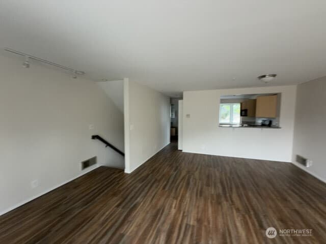 Property photo for 1610 Park Avenue #B3, Bremerton photo 4