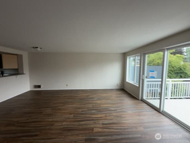Property photo for 1610 Park Avenue #B3, Bremerton photo 3