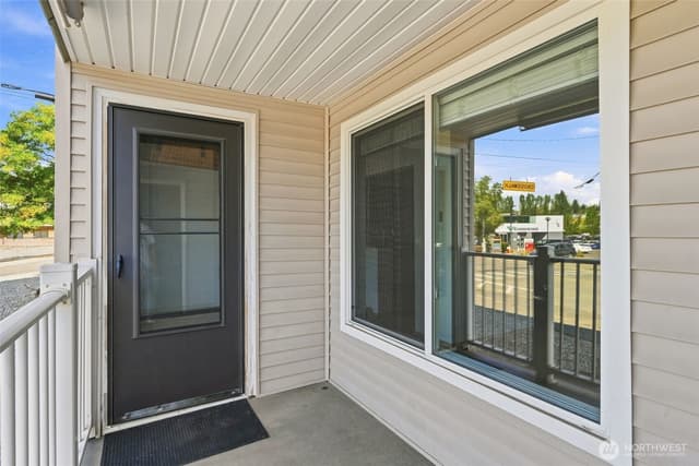 Property photo for 9000 25Th Avenue SW #102A, Seattle photo 5