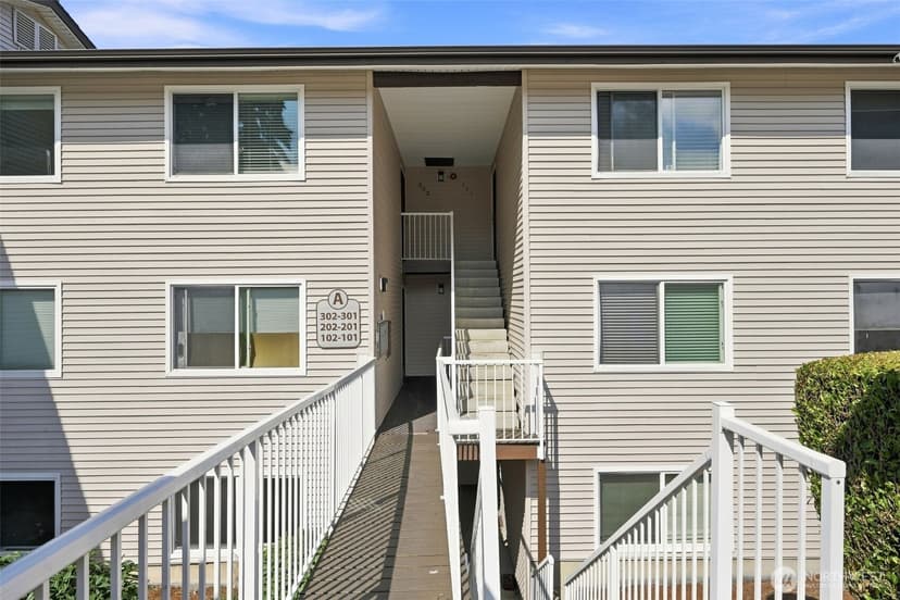 Property photo for 9000 25Th Avenue SW #102A, Seattle photo 32