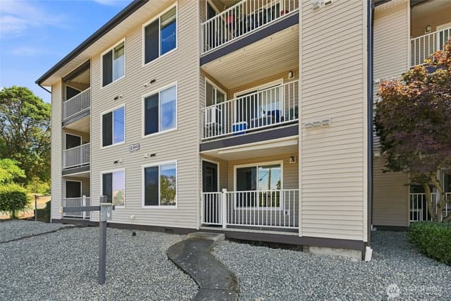 Property photo for 9000 25Th Avenue SW #102A, Seattle