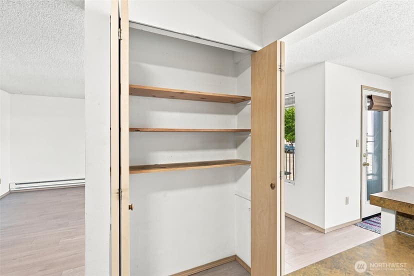 Property photo for 9000 25Th Avenue SW #102A, Seattle photo 27