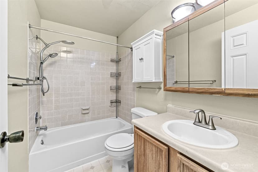 Property photo for 10501 8th Avenue NE #209, Seattle photo 22