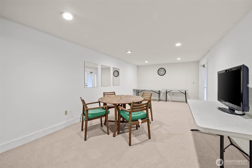 Property photo for 10501 8th Avenue NE #209, Seattle photo 27