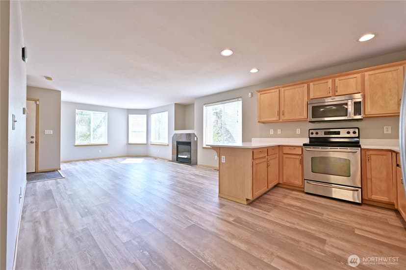 Property photo for 1687 Bayview Drive W, Bremerton photo 5