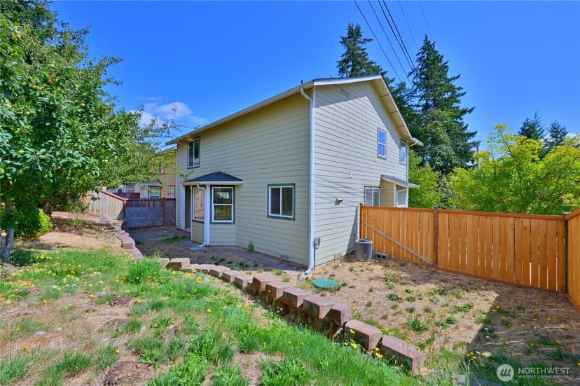Property photo for 1687 Bayview Drive W, Bremerton photo 22