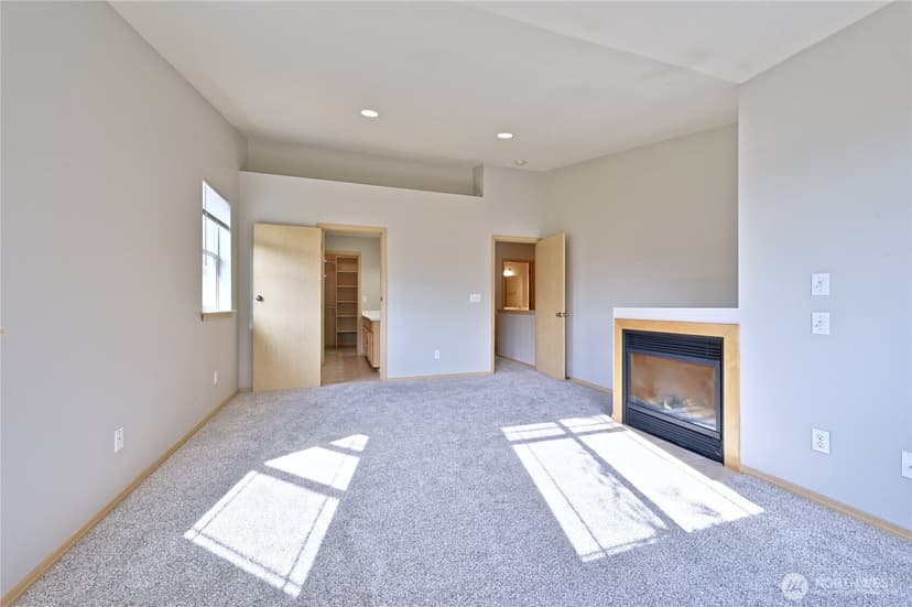 Property photo for 1687 Bayview Drive W, Bremerton photo 15