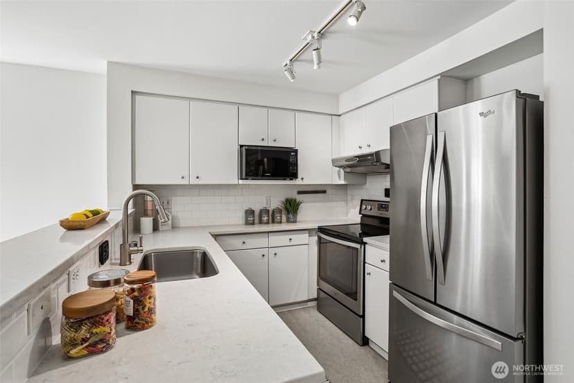 Property photo for 232 Belmont Avenue E #301, Seattle photo 9