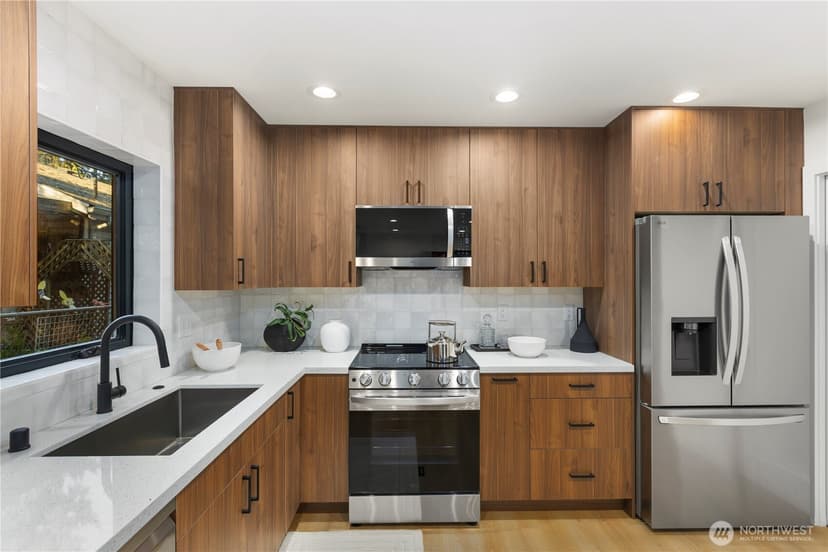 Property photo for 8821 Dibble Avenue NW, Seattle photo 32