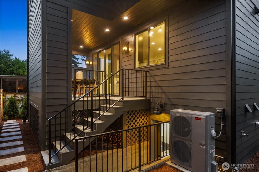 Property photo for 8821 Dibble Avenue NW, Seattle photo 5