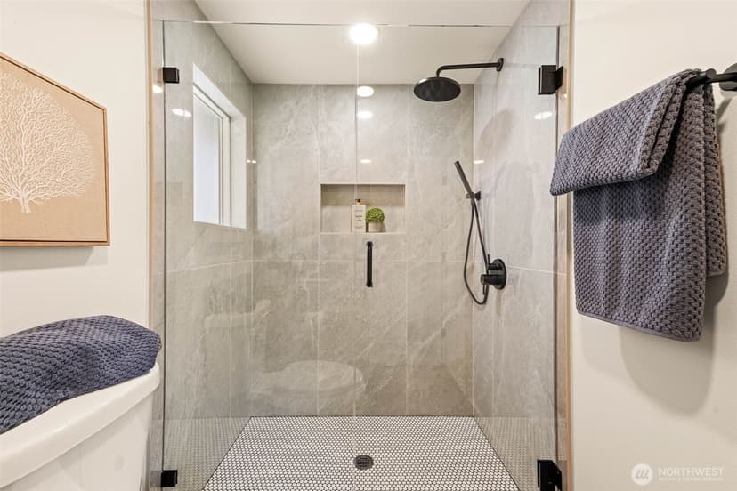 Property photo for 8019 Bagley Avenue N, Seattle photo 17