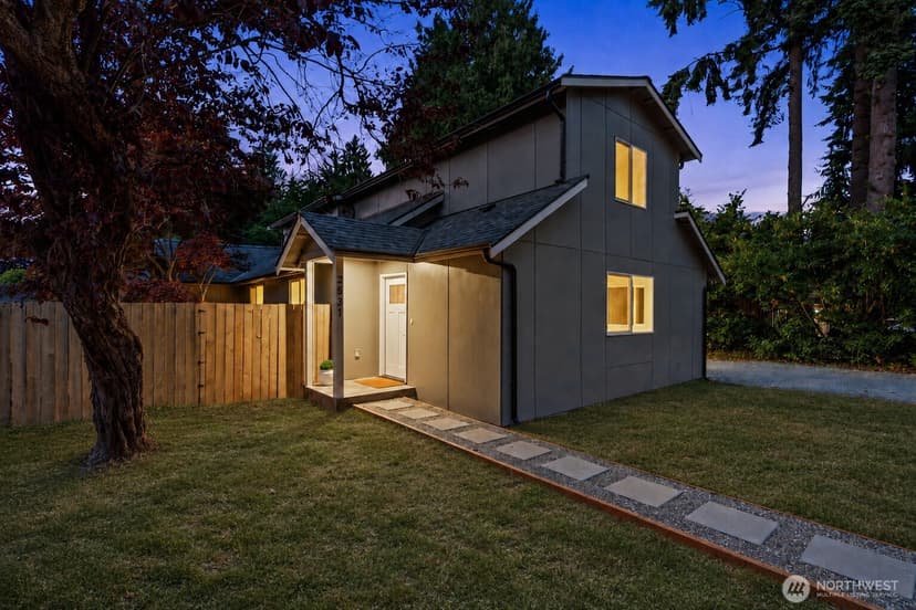 Property photo for 2531 Monroe Avenue, Everett photo 34