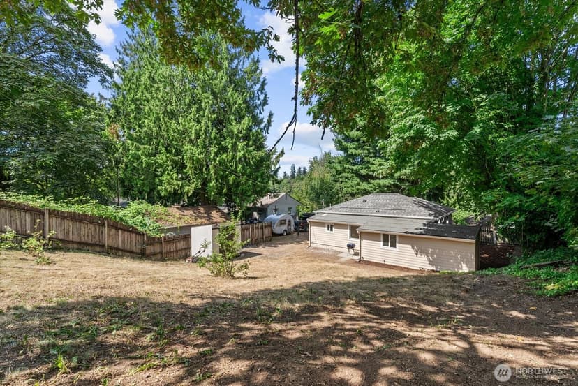 Property photo for 7033 S 126th Street, Seattle photo 23