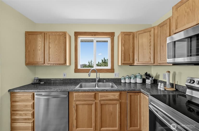 Property photo for 1285 Fairwood Drive SW, Ocean Shores photo 9