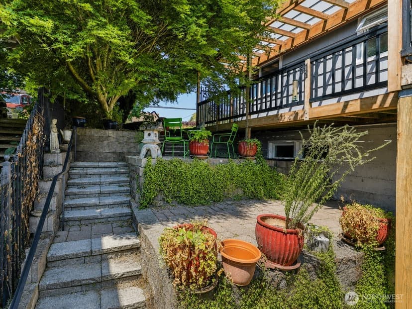 Property photo for 3703 Federal Avenue, Everett photo 37