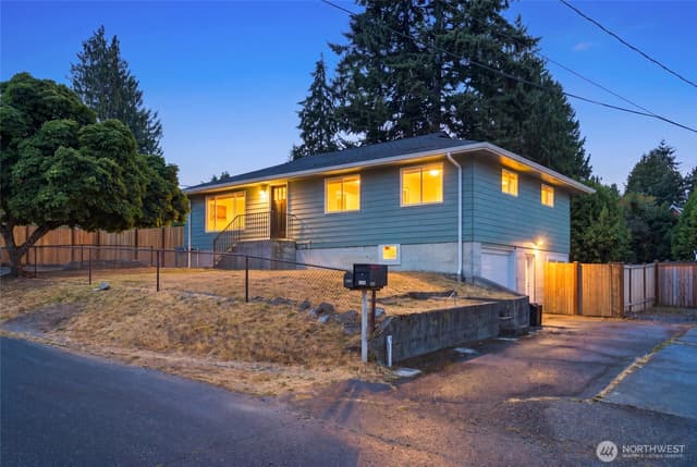 Property photo for 7414 Highland Drive, Everett photo 2