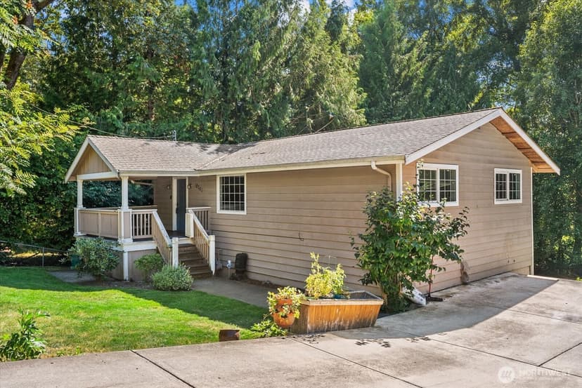 Property photo for 18711 82nd Avenue NE, Kenmore photo 31